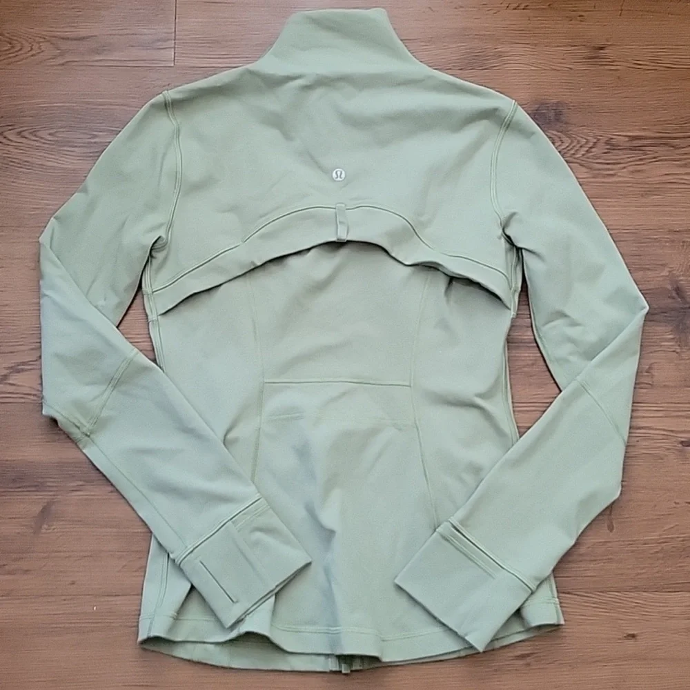 Lululemon Define Jacket - Picture 2 of 4